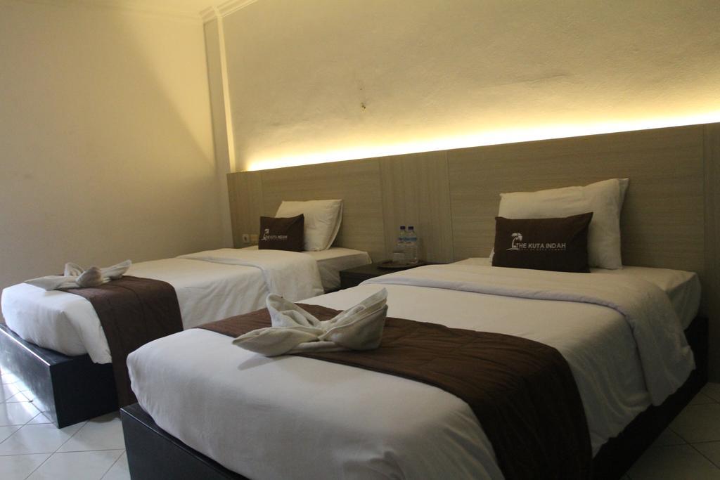 Kuta Indah Hotel Экстерьер фото
