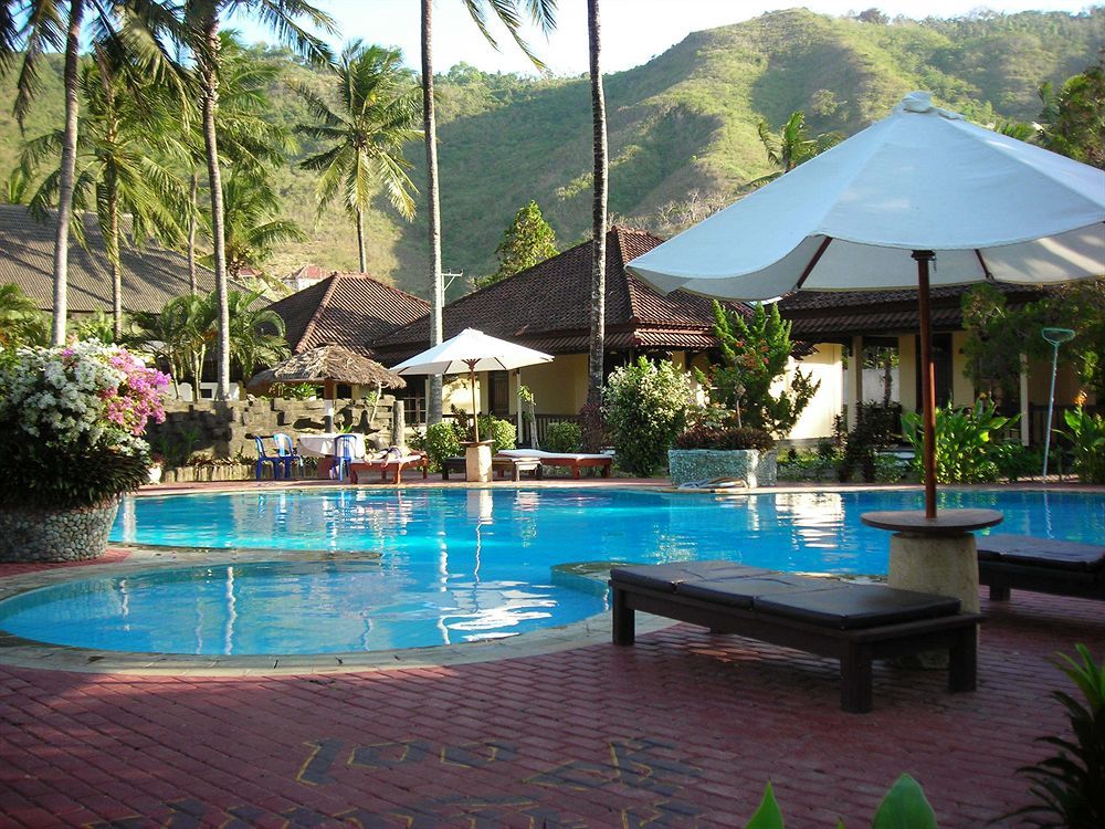 Kuta Indah Hotel Экстерьер фото